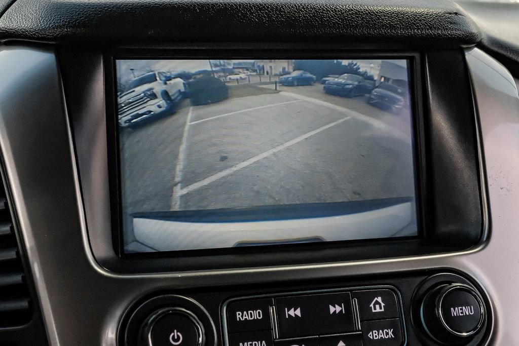 Used 2018 Chevrolet Suburban LT image 20