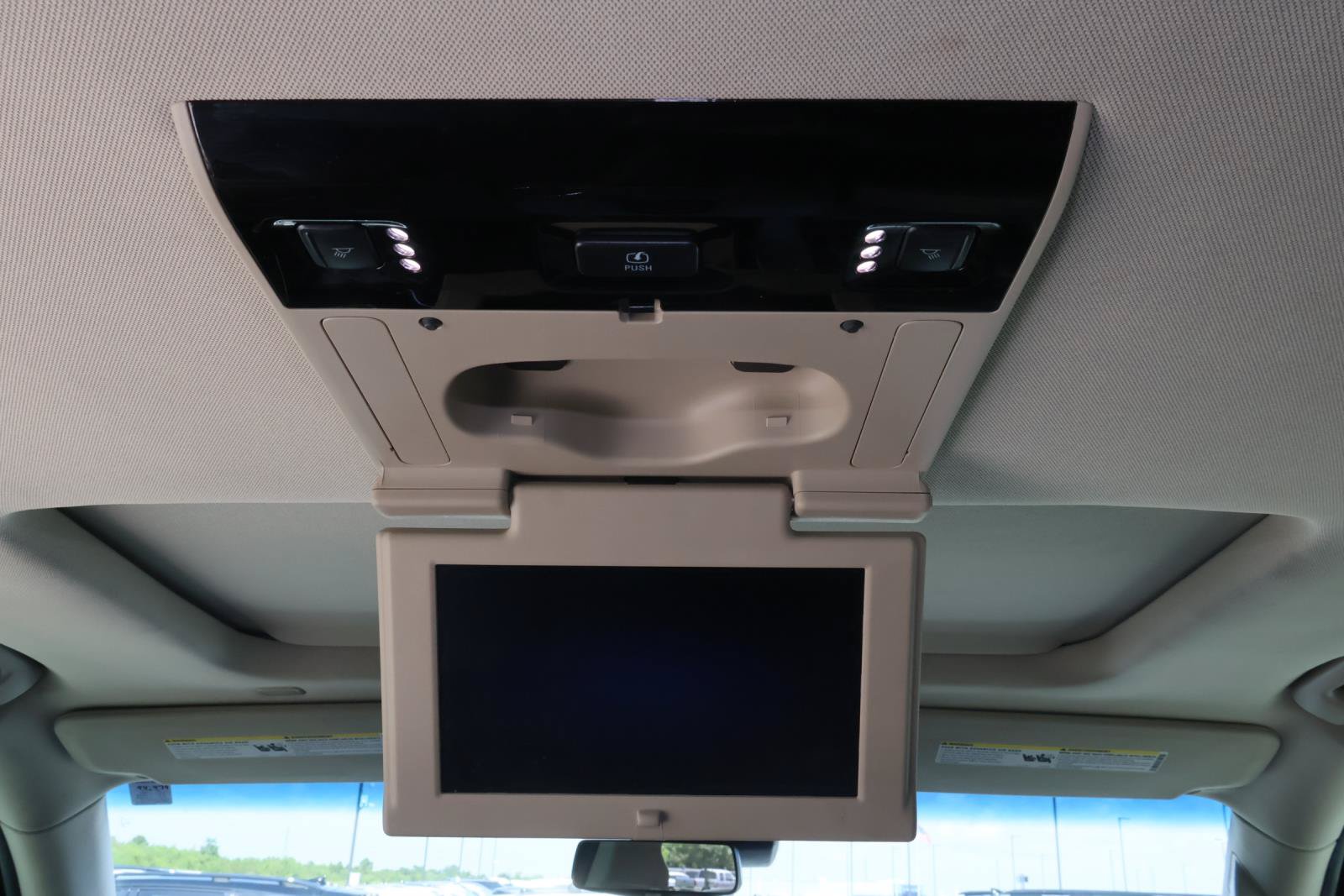 Used 2020 Cadillac Escalade ESV Premium Luxury RWD image 19