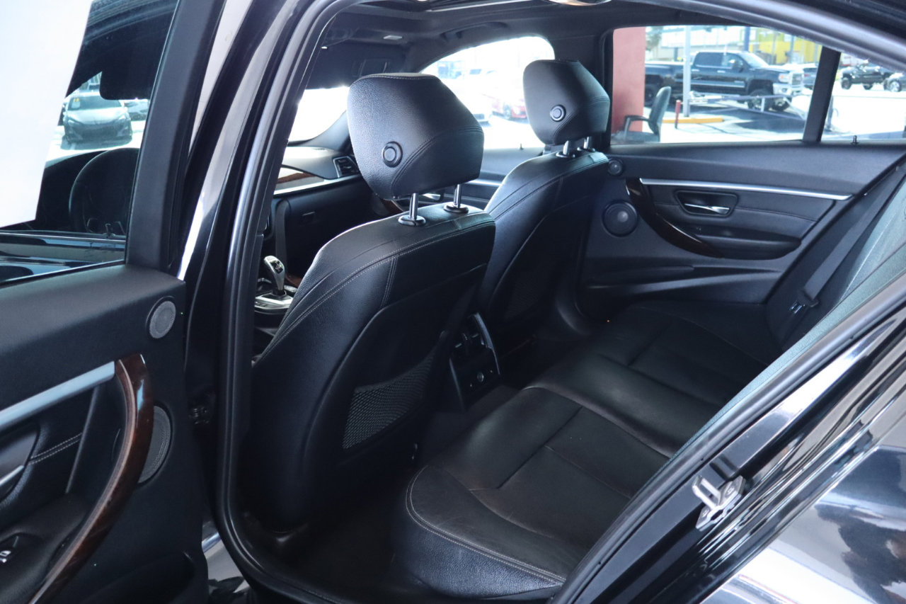 Used 2017 BMW 340i Sedan image 30