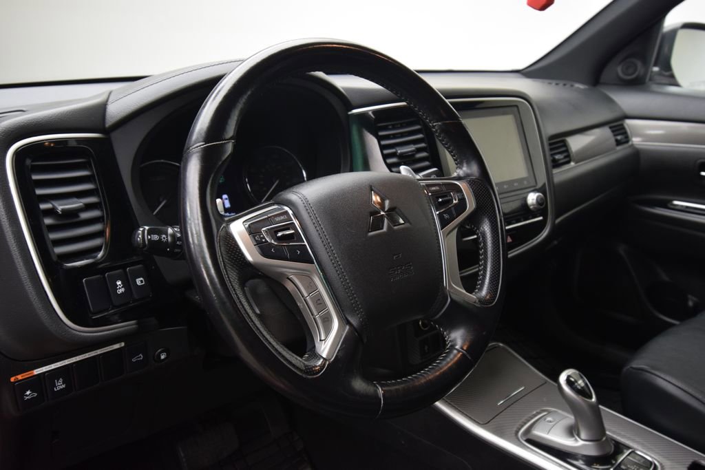 Used 2020 Mitsubishi Outlander SEL image 10