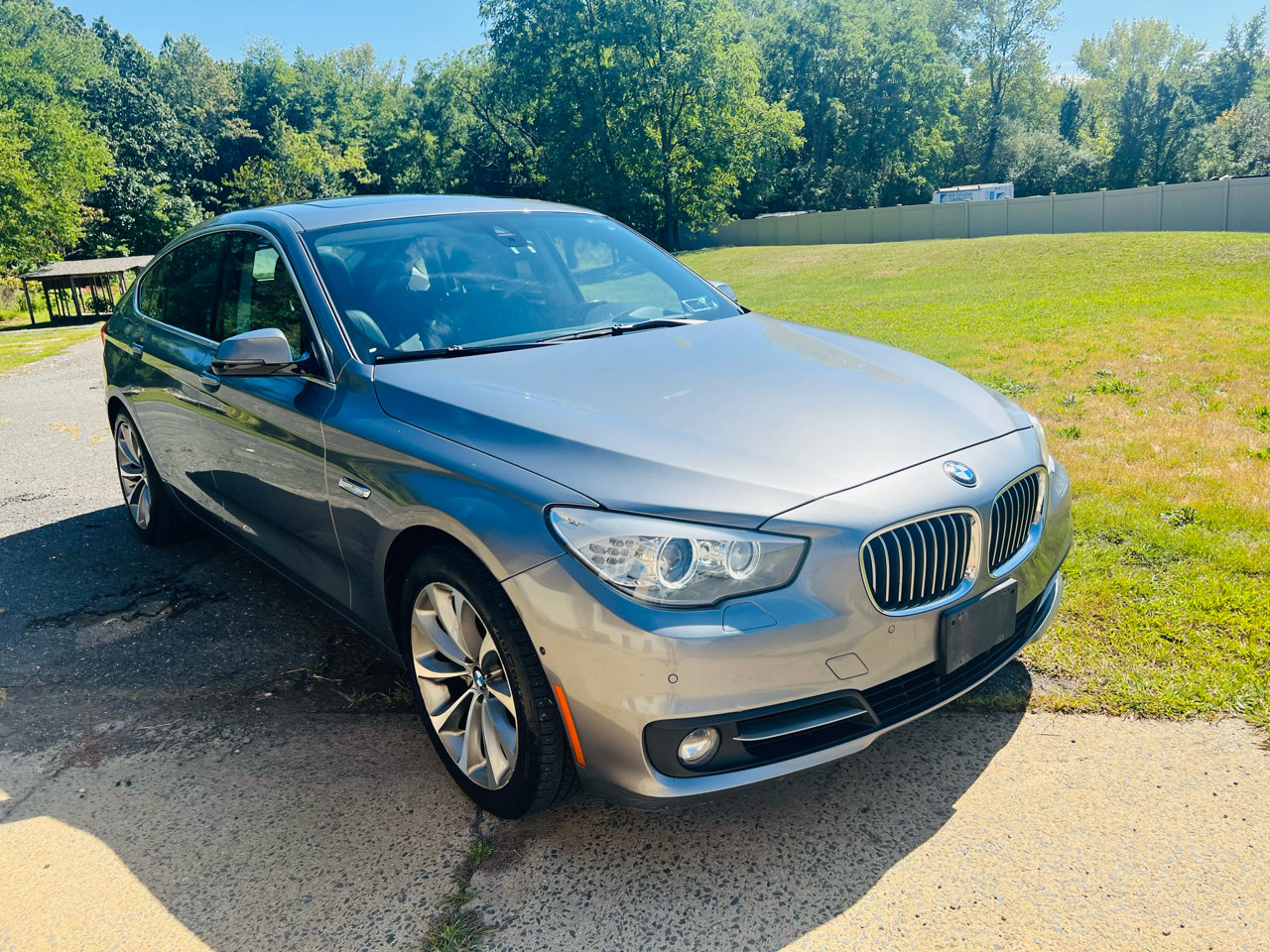 Used 2017 BMW 535i Gran Turismo xDrive AWD/4WD image 9
