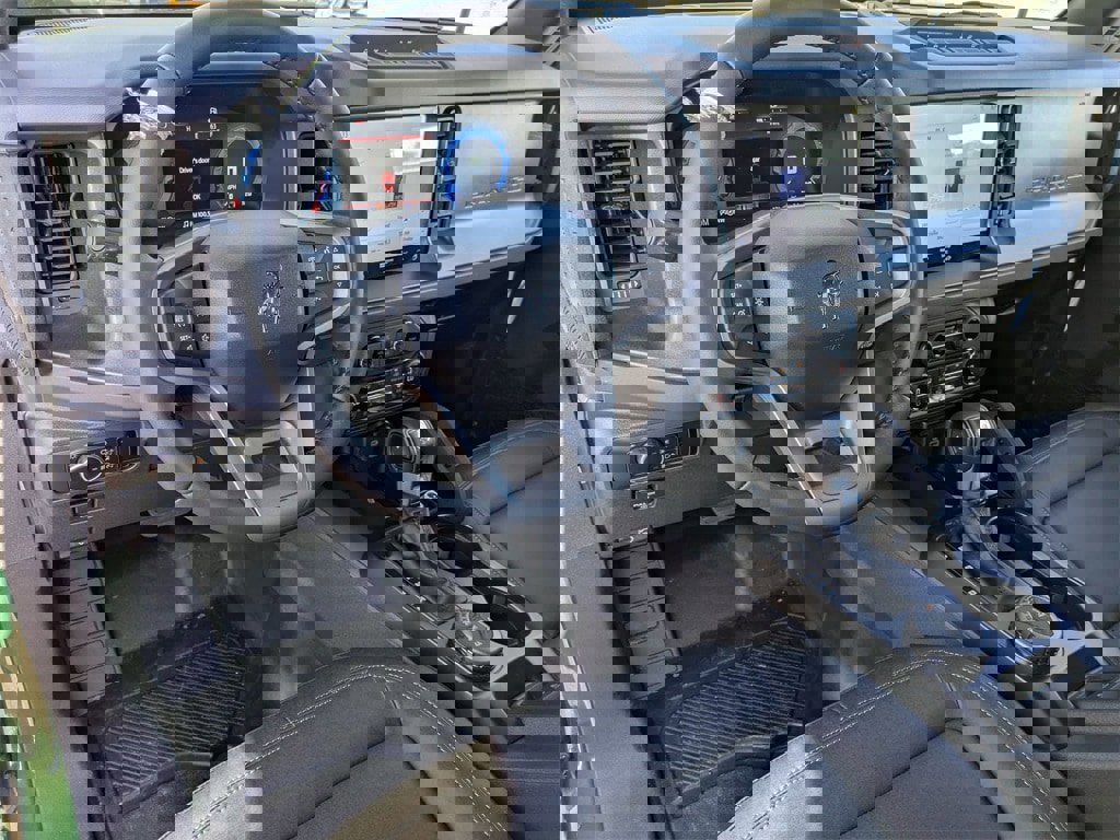 New 2025 Ford Bronco Badlands w/ Sasquatch Package image 35