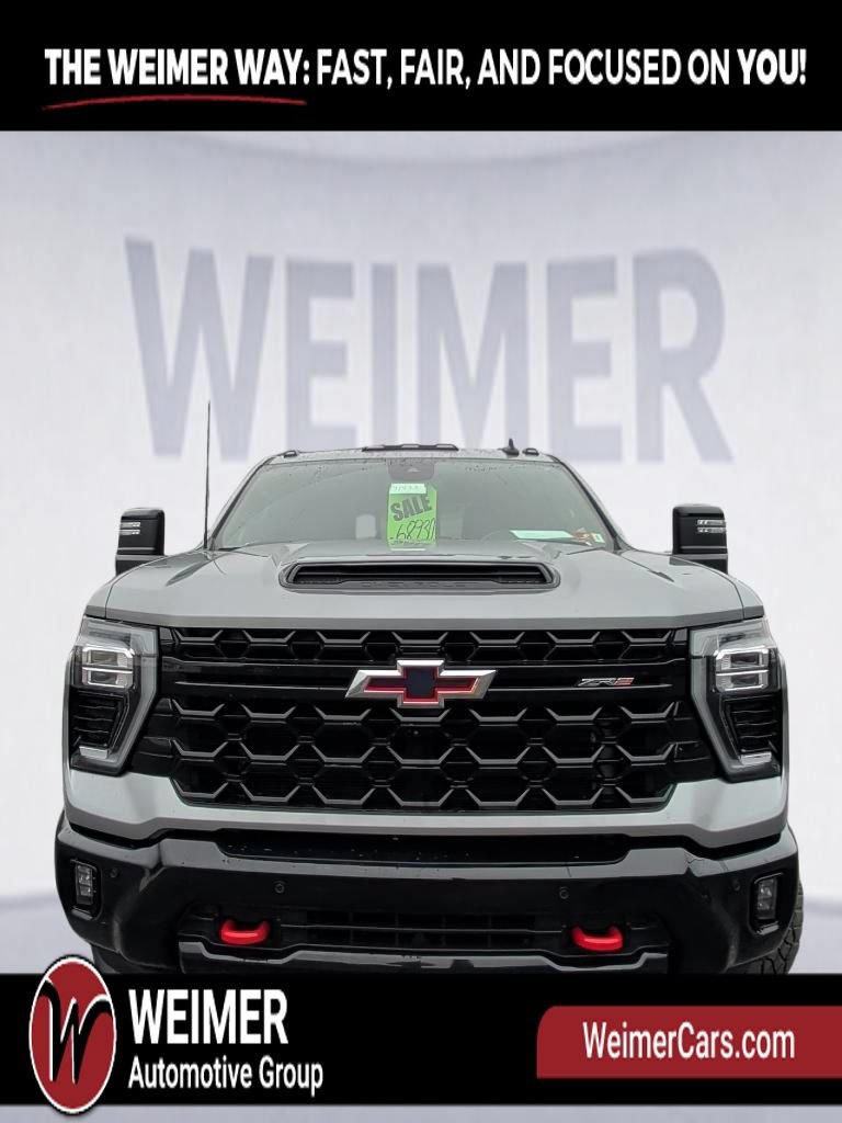 Used 2025 Chevrolet Silverado 2500 ZR2 AWD/4WD image 12