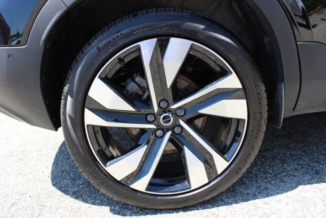 Used 2023 Volvo XC40 B5 Ultimate w/ Protection Package Premier AWD/4WD image 13