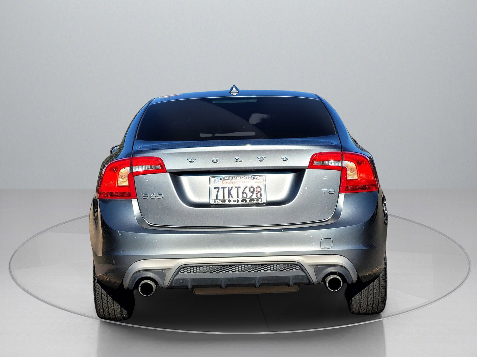 Used 2017 Volvo S60 T5 Dynamic image 7