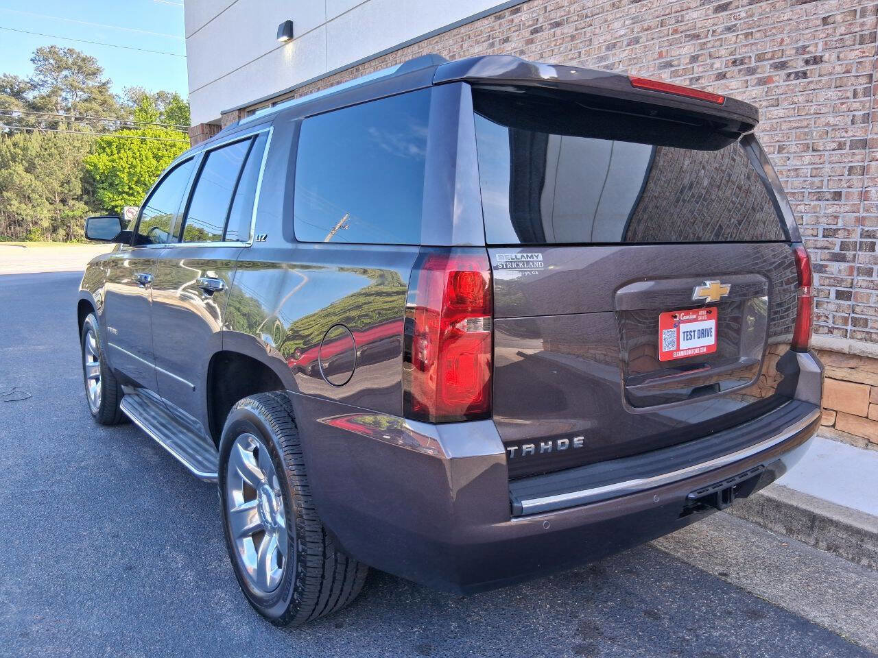 Used 2015 Chevrolet Tahoe LTZ RWD image 3