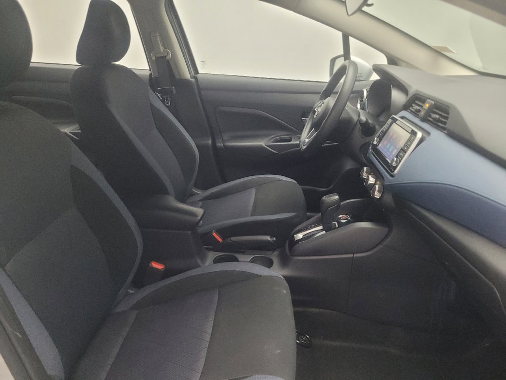 Used 2025 Nissan Versa SV FWD image 21