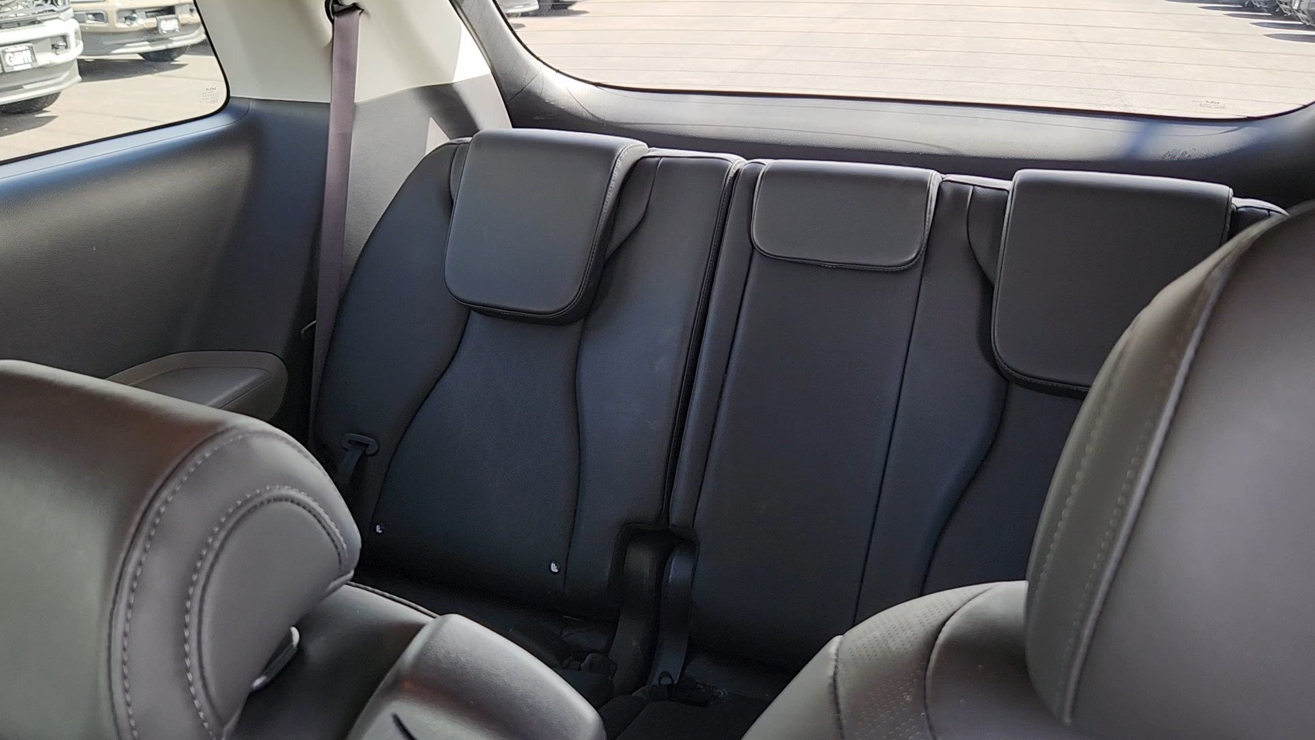Used 2026 Kia Carnival LXS FWD image 18