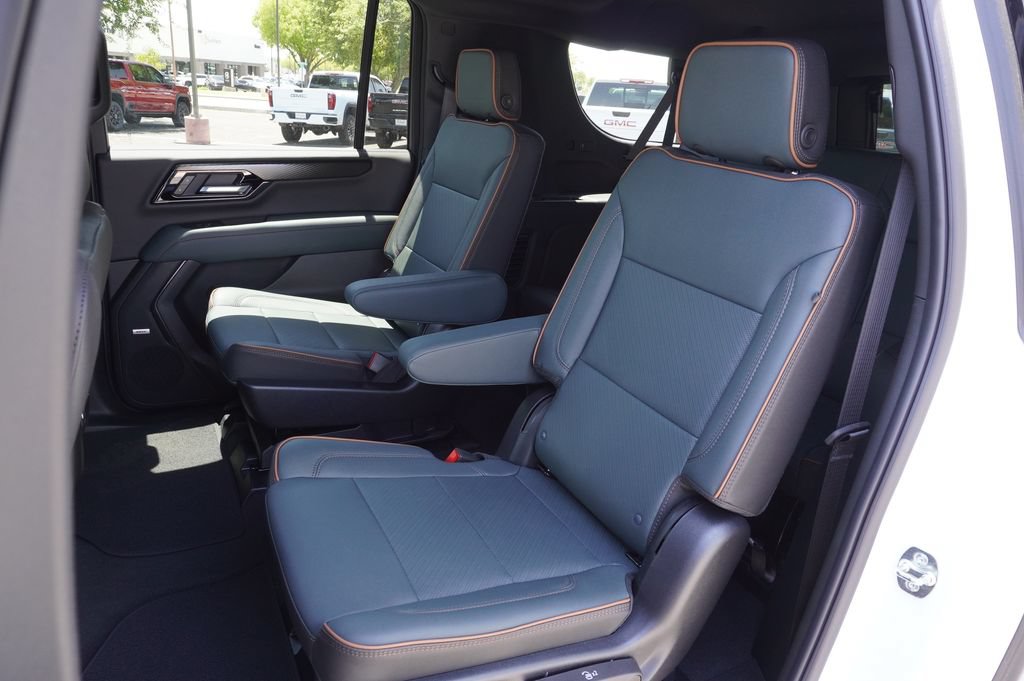 New 2026 GMC Yukon XL AT4 w/ Premium Trailering Package AWD/4WD image 9