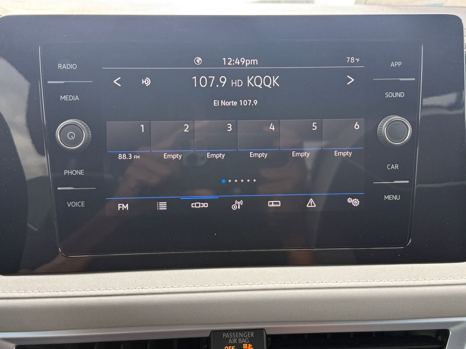 New 2026 Volkswagen Taos SE image 23