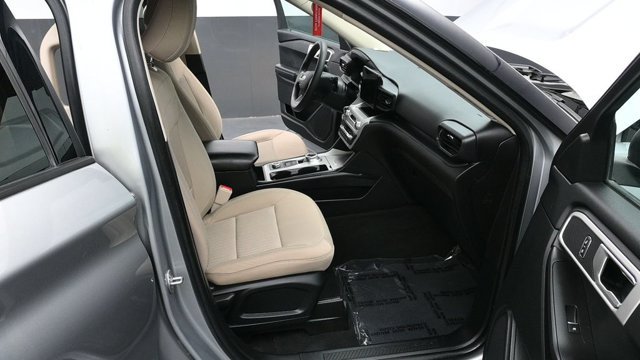 Used 2021 Ford Explorer 4WD image 12