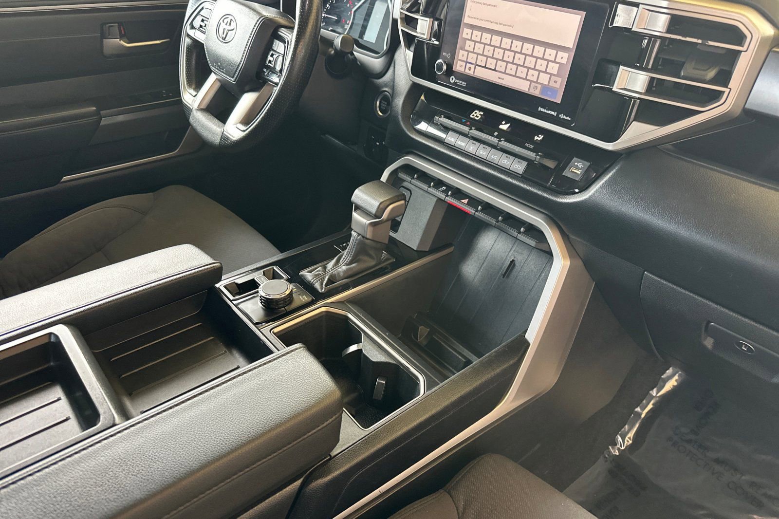 Used 2023 Toyota Tundra SR5 w/ SR5 Convenience Package AWD/4WD image 18