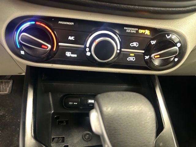 Used 2023 Kia Soul LX w/ LX Technology Package image 26