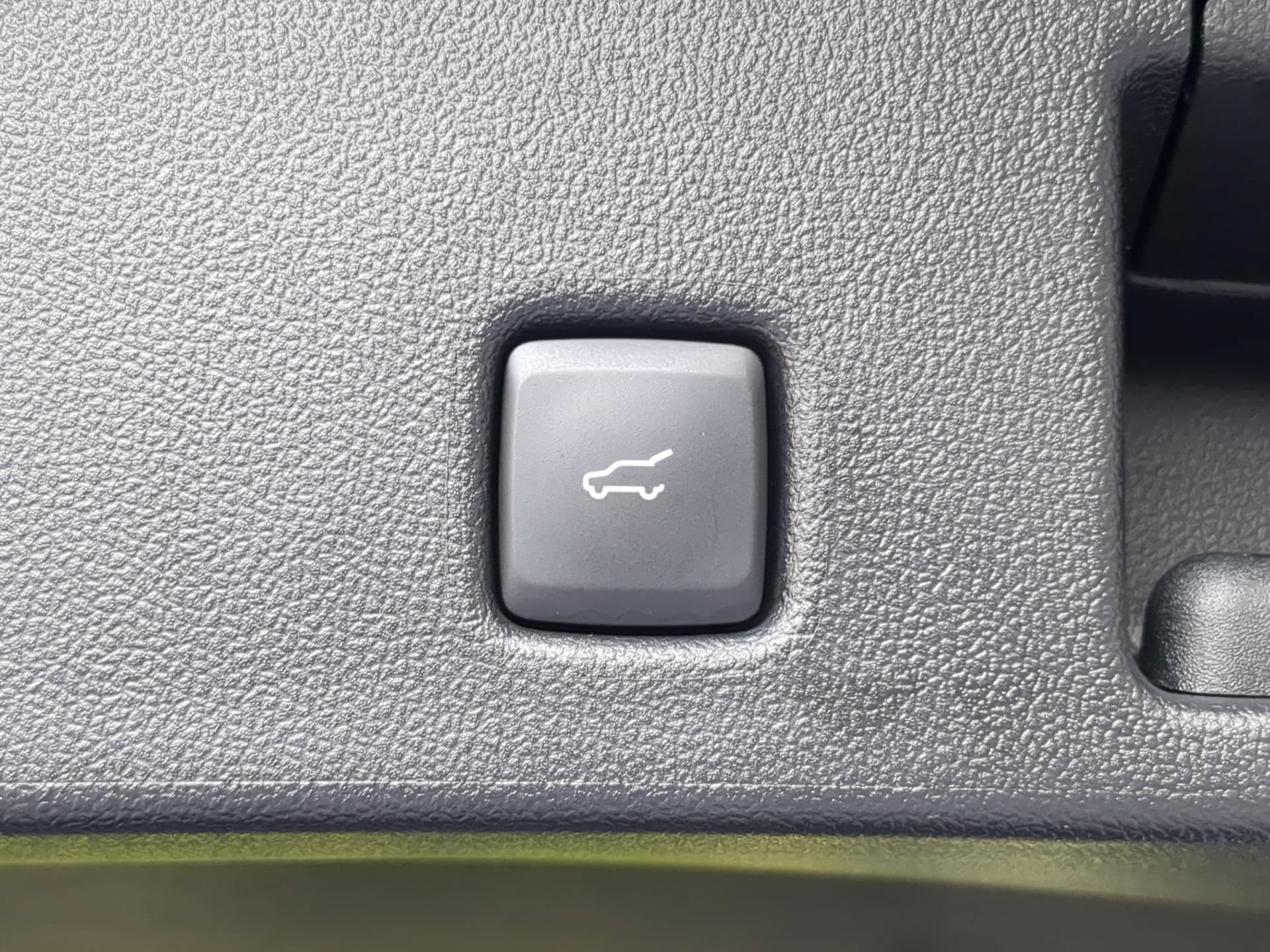 Certified 2024 Ford Escape Active FWD image 47