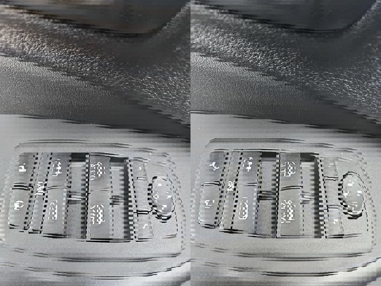 Used 2022 Jeep Cherokee Trailhawk w/ Comfort/Convenience Group image 30