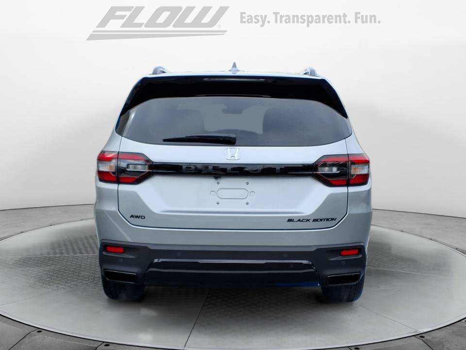 New 2026 Honda Pilot Black Edition image 6