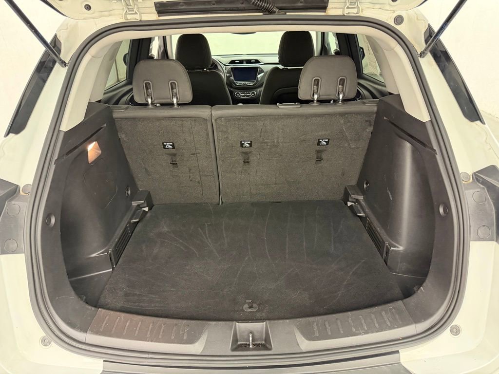 Used 2021 Chevrolet TrailBlazer LT w/ Convenience Package FWD image 5