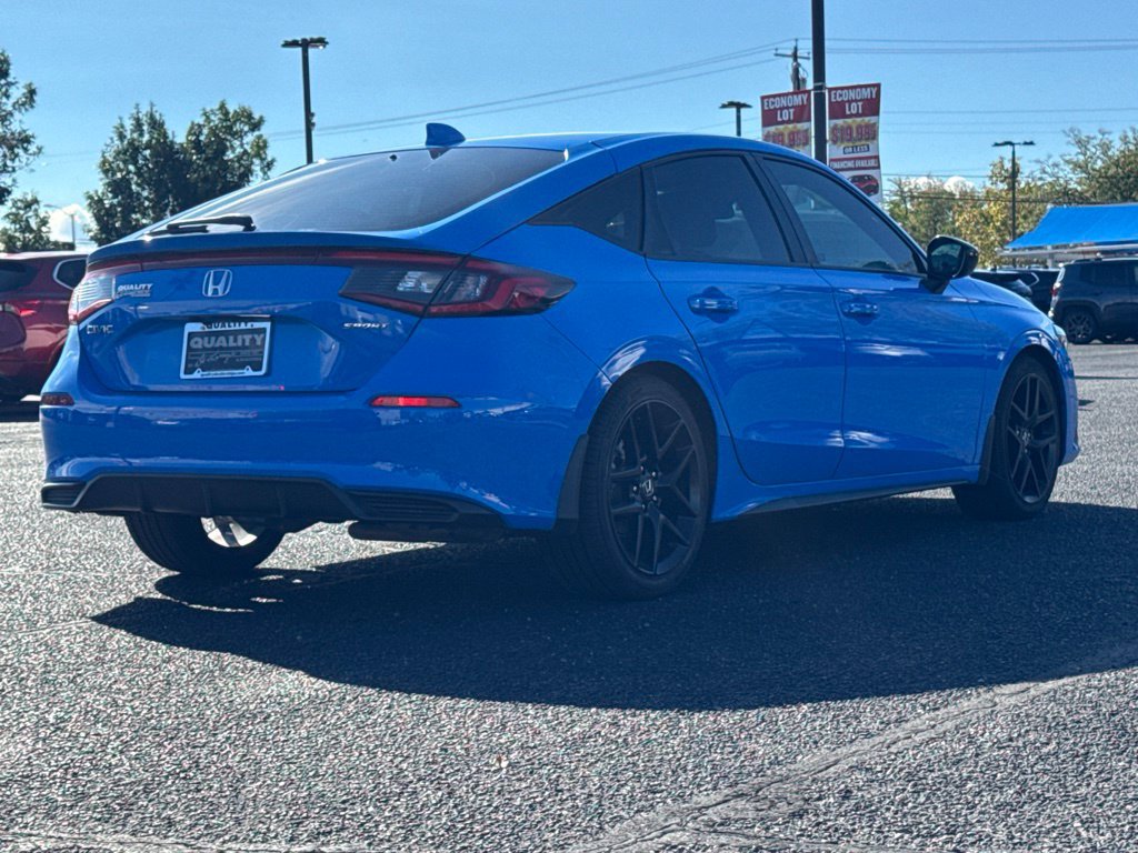 Used 2023 Honda Civic Sport image 8