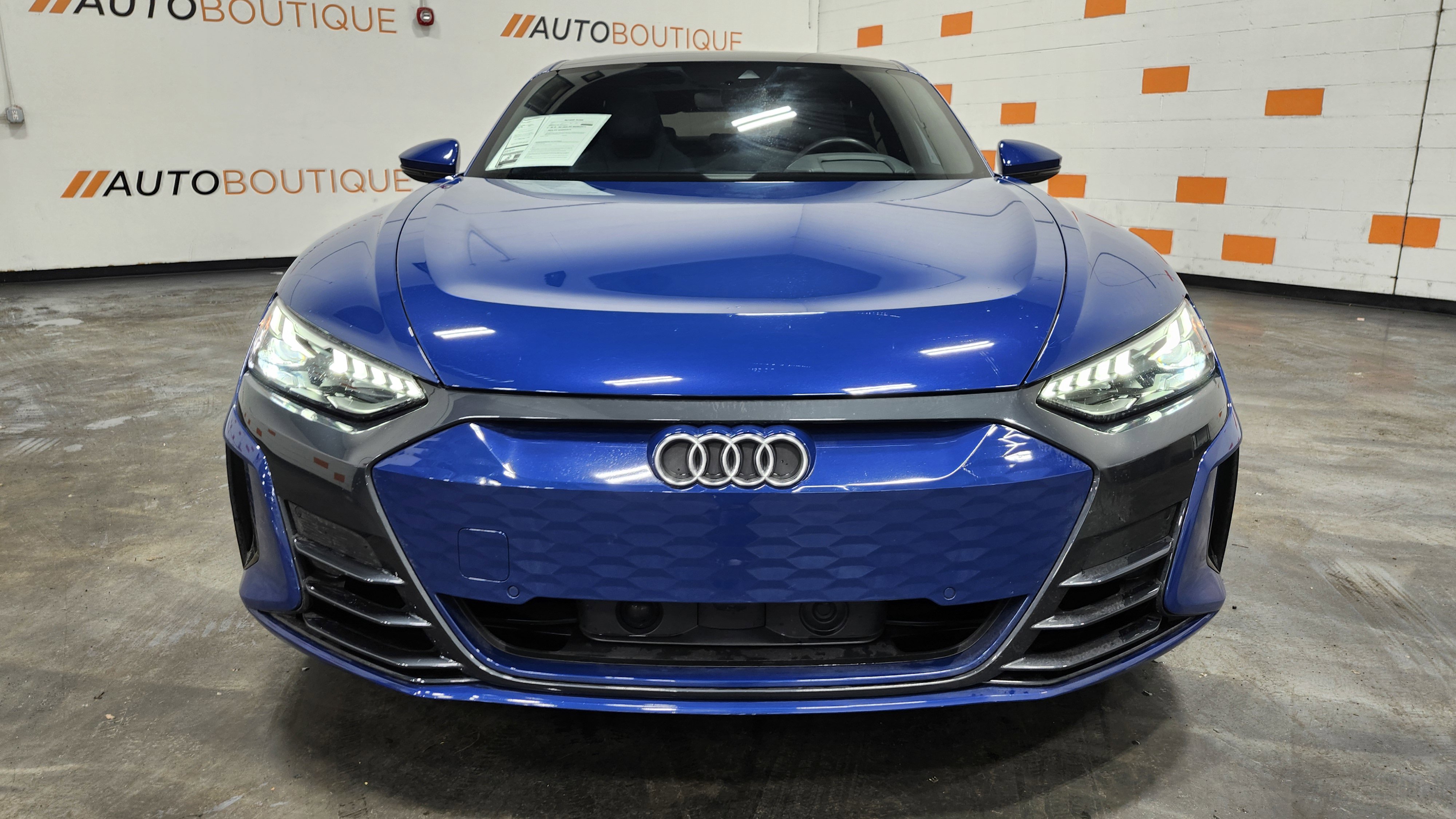 Used 2024 Audi e-tron GT Premium Plus image 13
