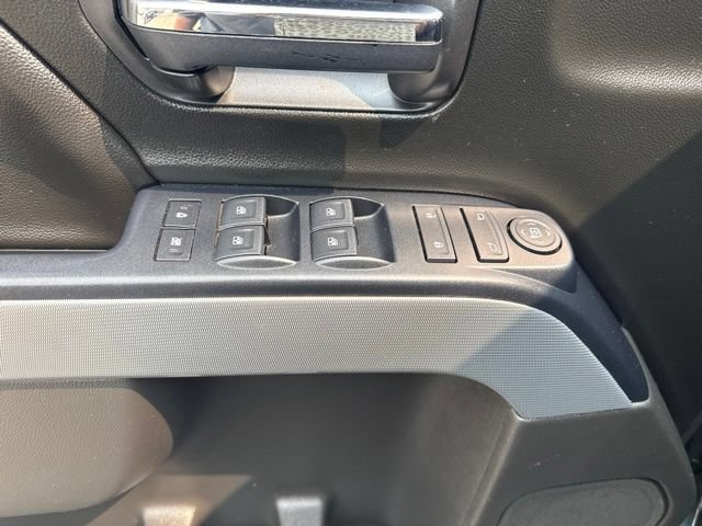 Used 2018 Chevrolet Silverado 1500 LT w/ All Star Edition AWD/4WD image 16