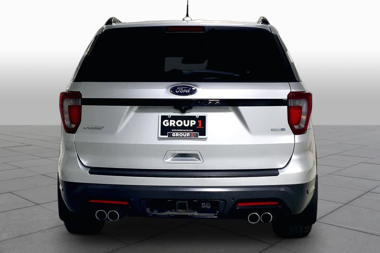 Used 2019 Ford Explorer Sport w/ Equipment Group 401A AWD/4WD image 4