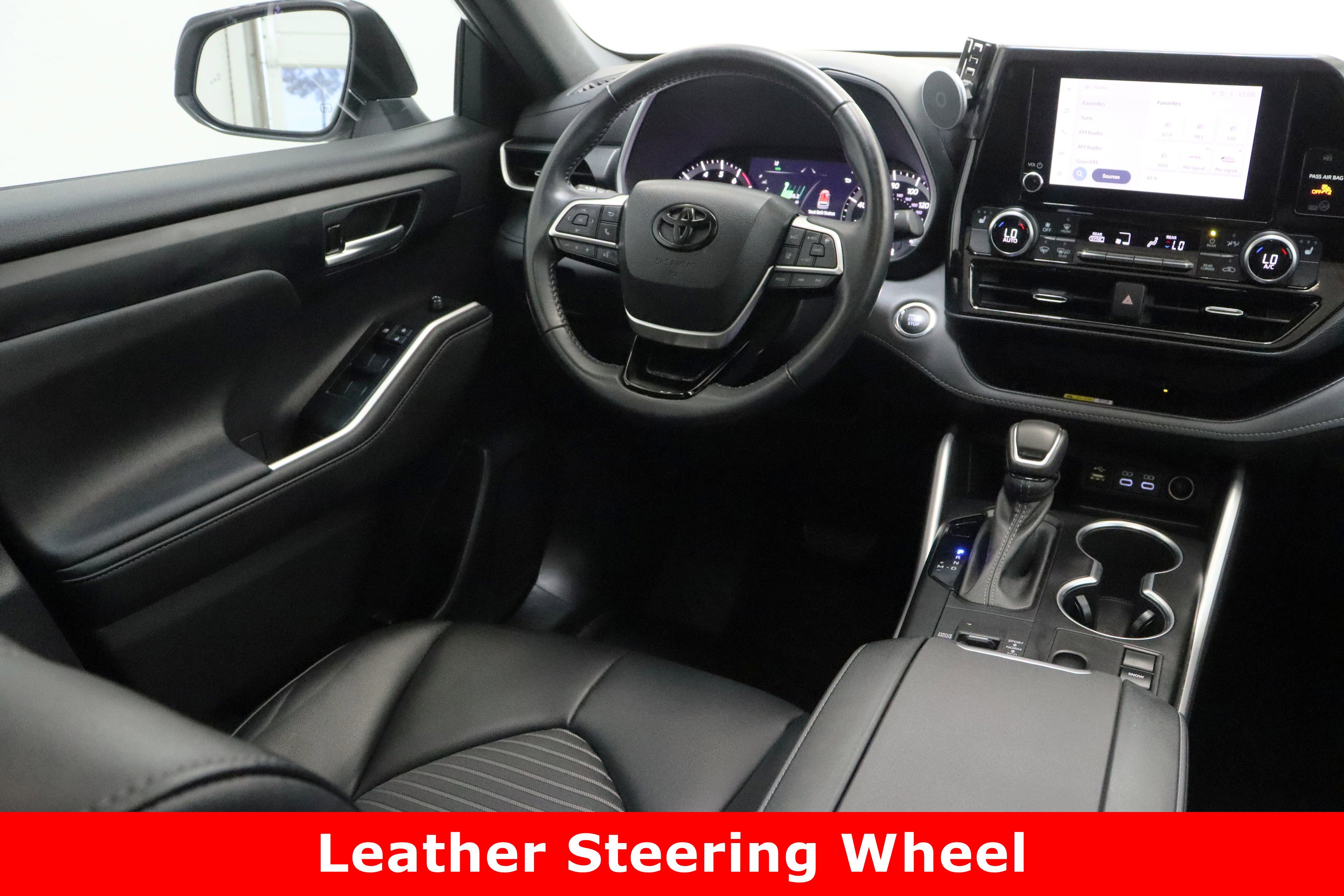 Used 2023 Toyota Highlander XSE image 33