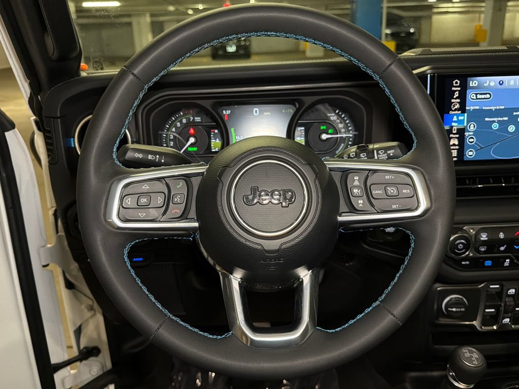 Used 2024 Jeep Wrangler High Altitude AWD/4WD image 26