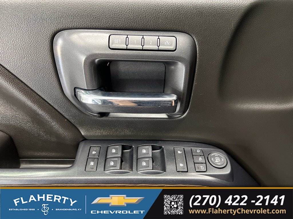 Used 2019 GMC Sierra 2500 Denali w/ Duramax Plus Package AWD/4WD image 21