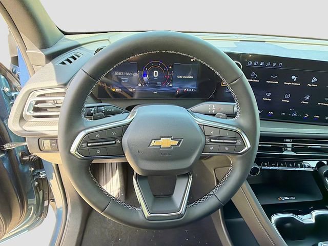 New 2026 Chevrolet Traverse LT w/ Sun and Wheel Package AWD/4WD image 12