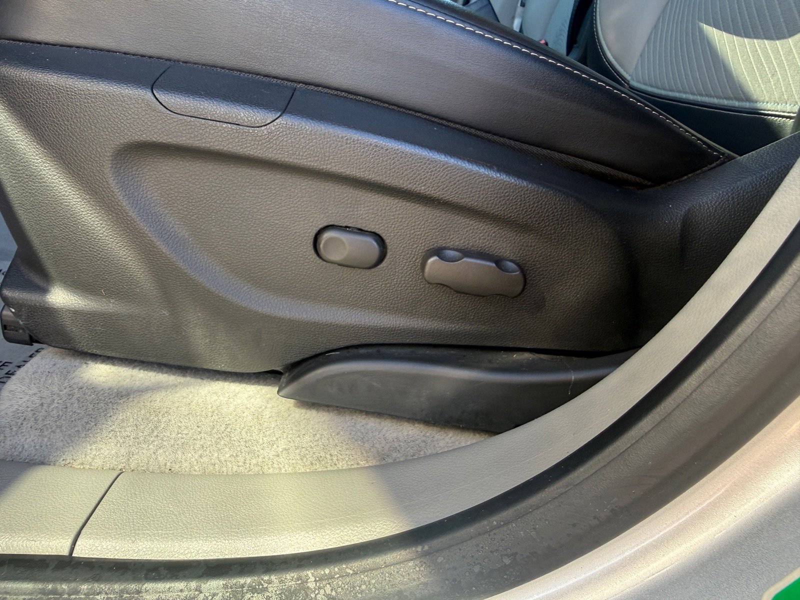 Used 2014 Buick Encore FWD image 11