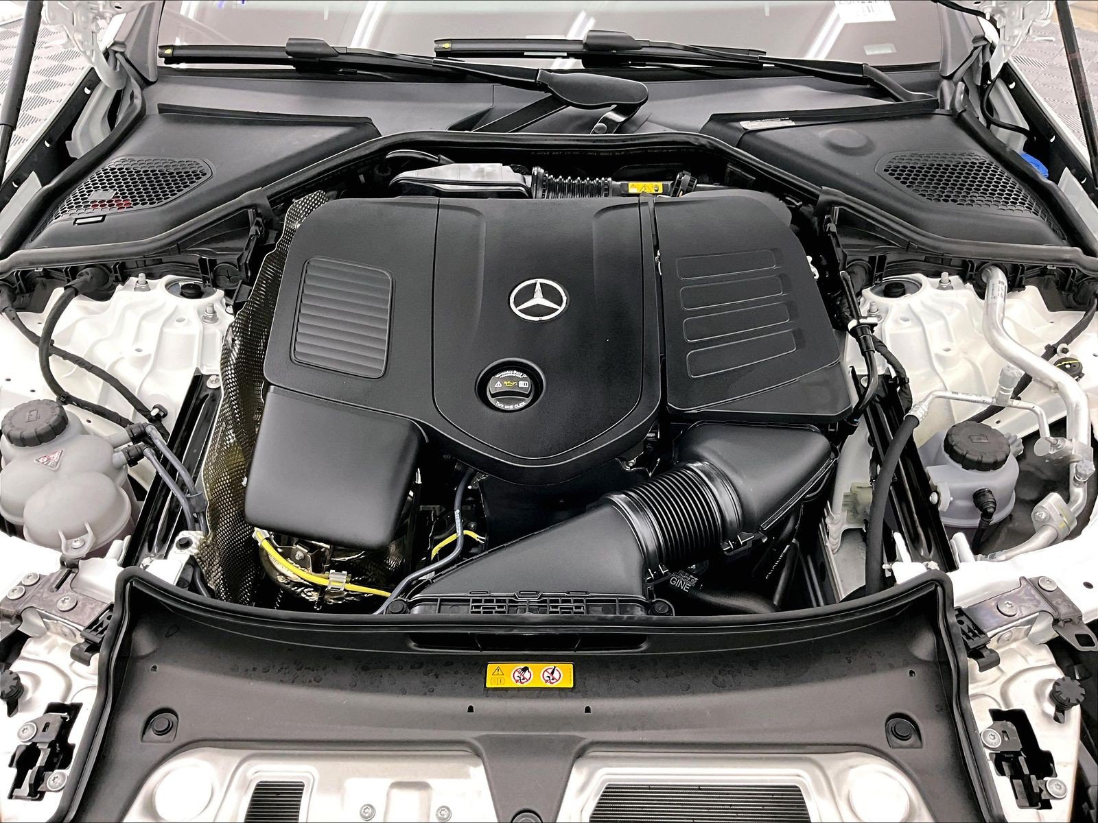 Used 2026 Mercedes-Benz E 350 Sedan image 9