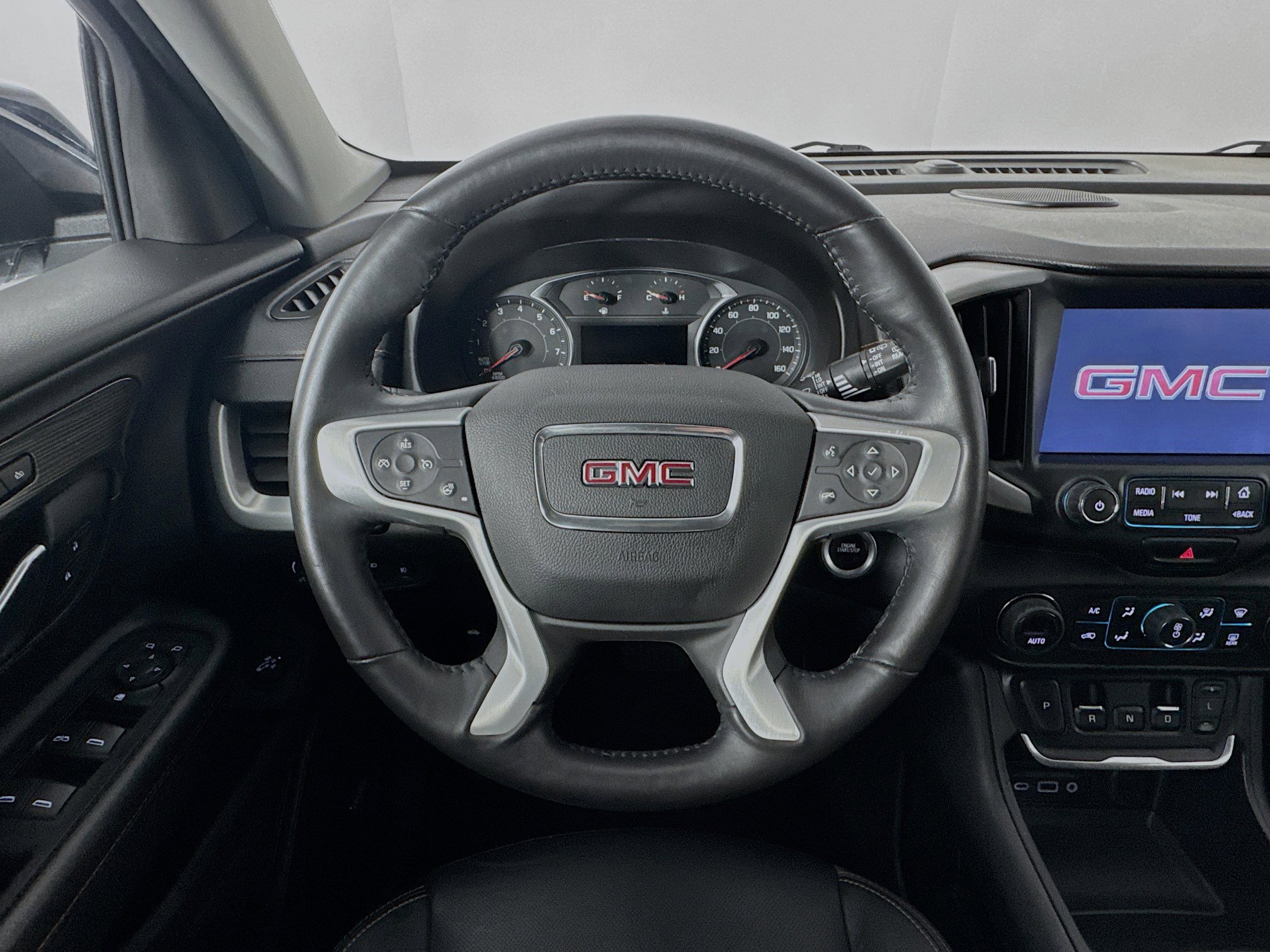 Used 2018 GMC Terrain SLT w/ Preferred Package image 11