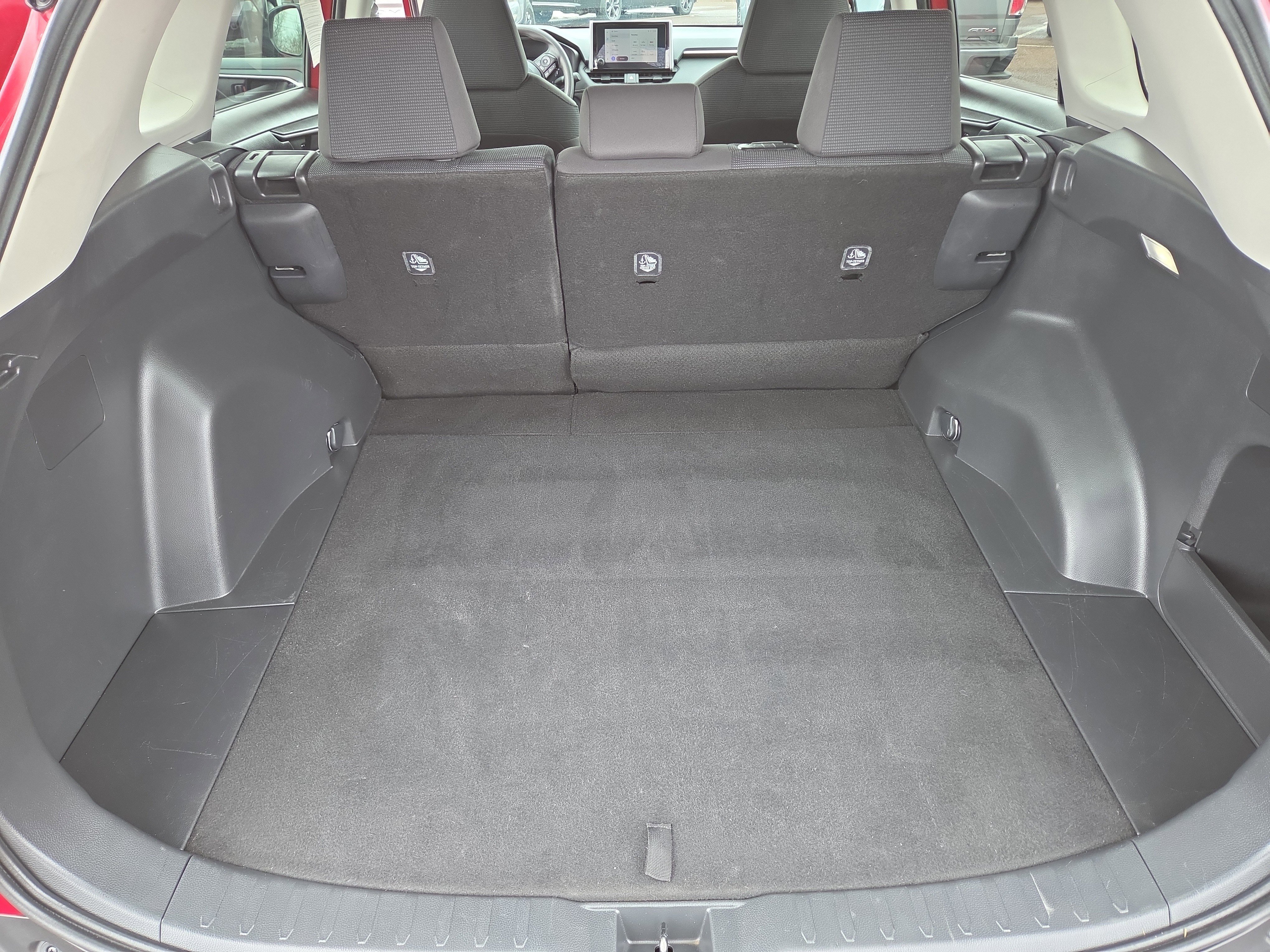 Certified 2024 Toyota RAV4 LE image 30