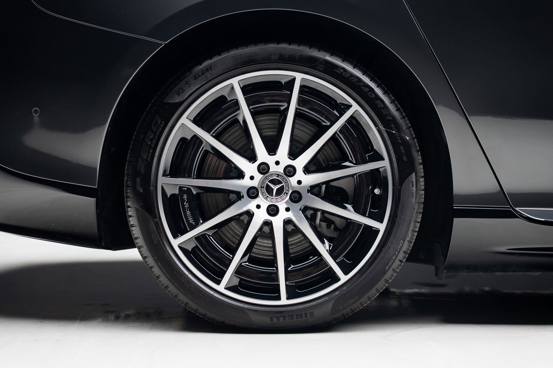 Used 2023 Mercedes-Benz EQS 580 4MATIC Sedan image 37