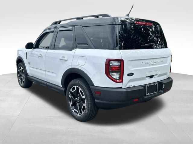Used 2024 Ford Bronco Sport Outer Banks w/ Tech Package AWD/4WD image 3