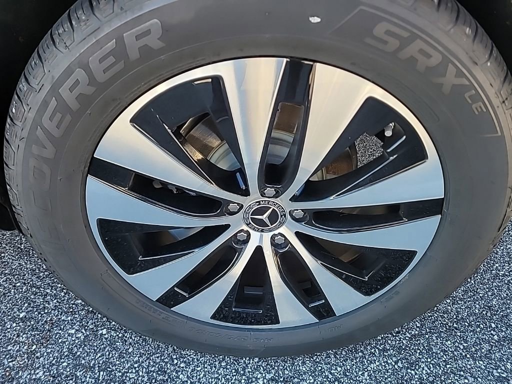 Used 2025 Mercedes-Benz GLE 350 4MATIC image 7