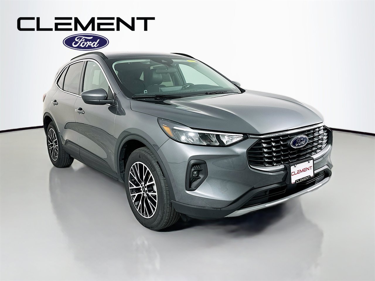 New 2025 Ford Escape SE w/ Class II Trailer Tow Package FWD image 3