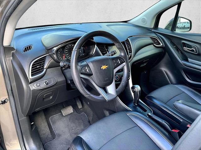 Used 2021 Chevrolet Trax LT w/ Driver Confidence Package image 14