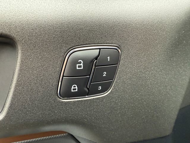 Used 2025 Ford Bronco Sport Outer Banks w/ Outer Banks Tech Package+ AWD/4WD image 19