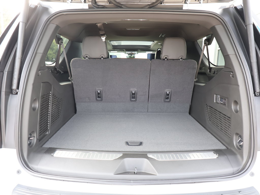 New 2026 GMC Yukon XL Denali Ultimate AWD/4WD image 36