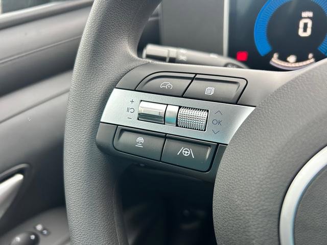 New 2026 Hyundai Tucson SE image 11