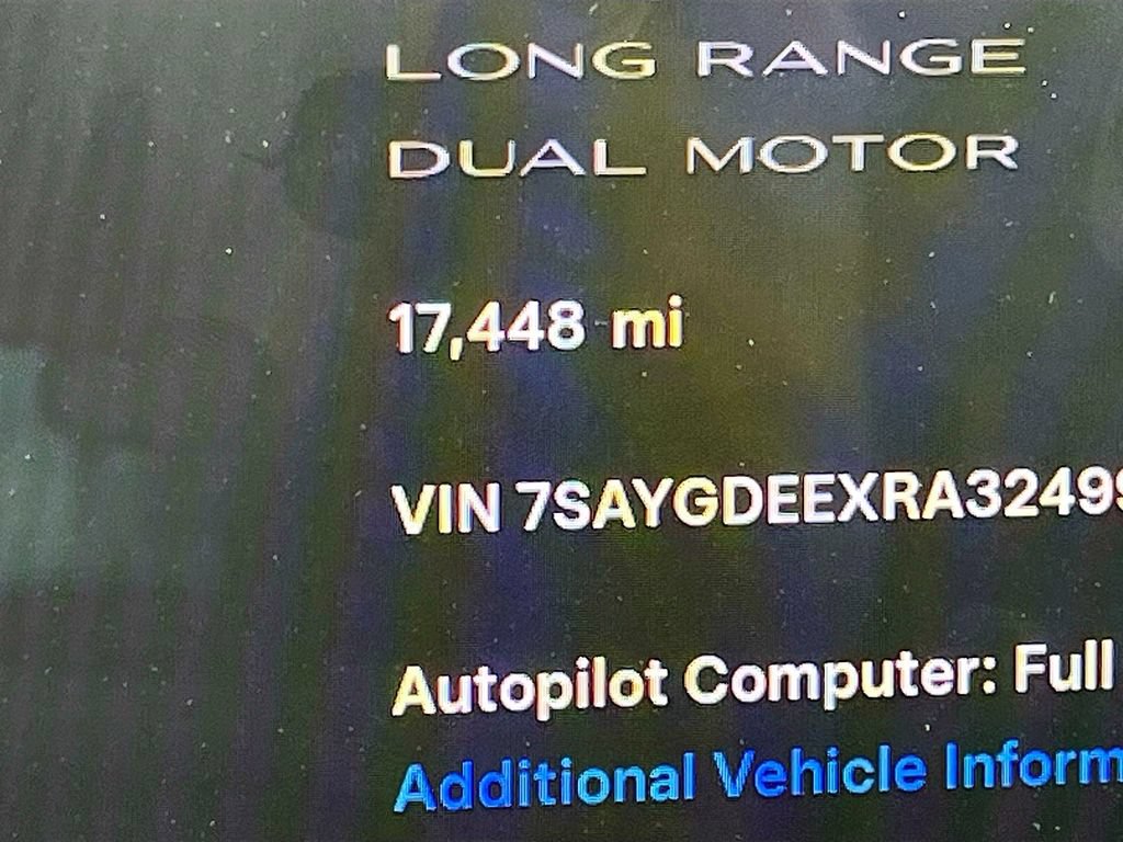 Used 2024 Tesla Model Y AWD image 12