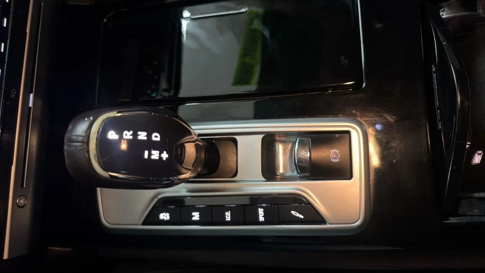 Used 2014 Maserati Quattroporte S Q4 AWD/4WD image 12