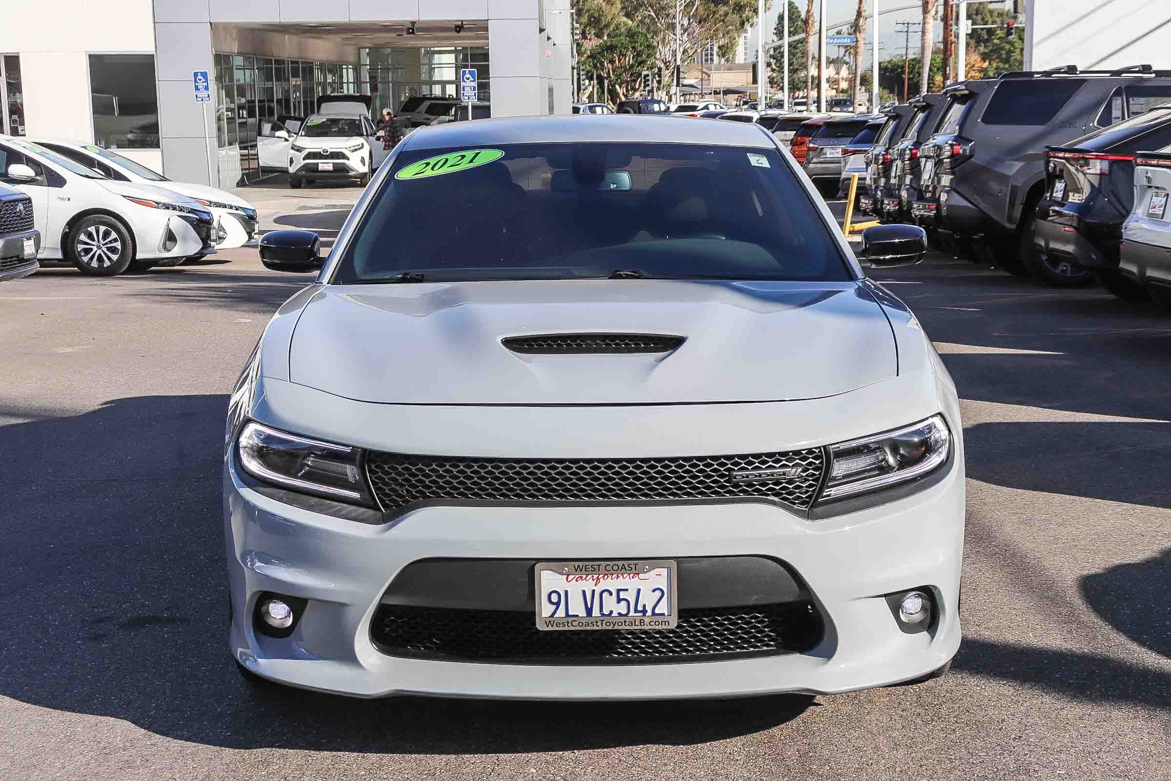Used 2021 Dodge Charger R/T w/ Blacktop Package image 2