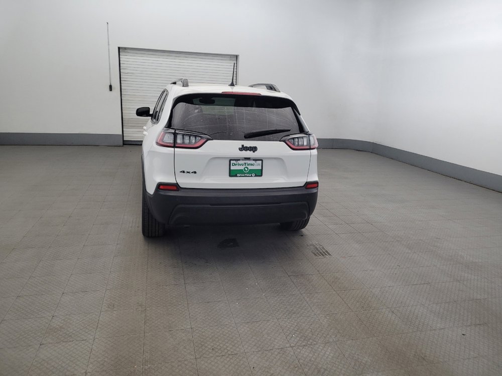 Used 2023 Jeep Cherokee Altitude Lux w/ Mopar Interior Package AWD/4WD image 6