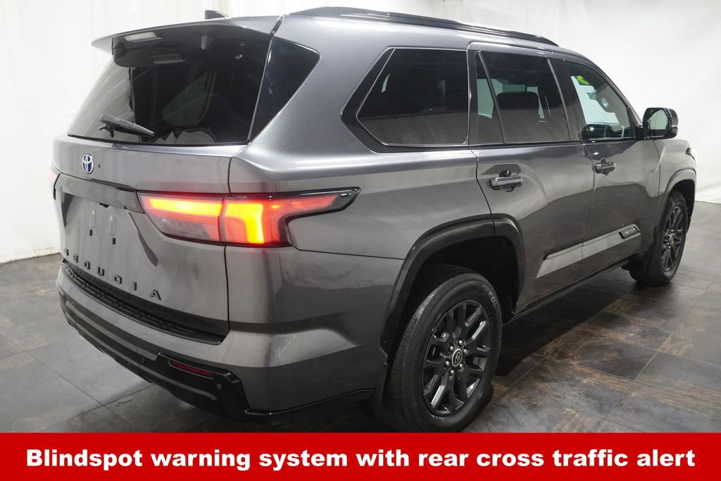 Used 2023 Toyota Sequoia Platinum AWD/4WD image 5