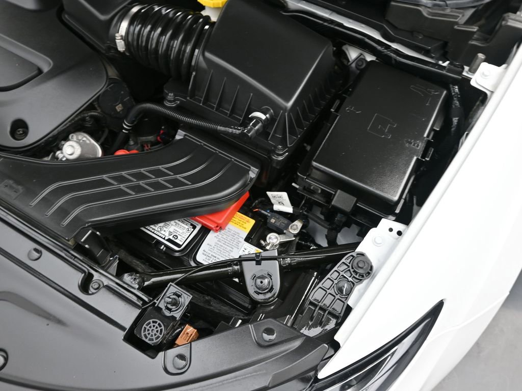 Used 2024 Chrysler Pacifica Touring-L image 22