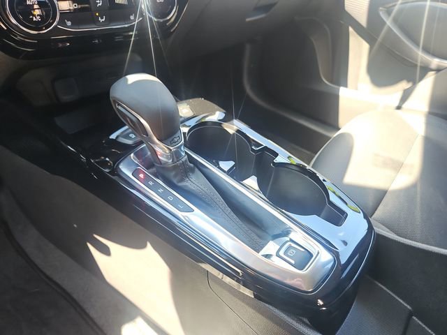 Used 2025 Chevrolet Trax ACTIV FWD image 23
