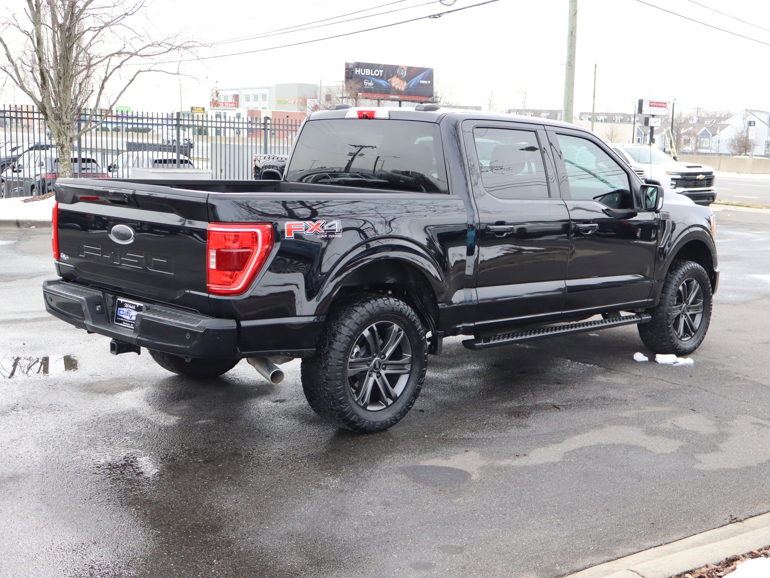 Used 2021 Ford F150 XLT w/ Equipment Group 302A High image 10