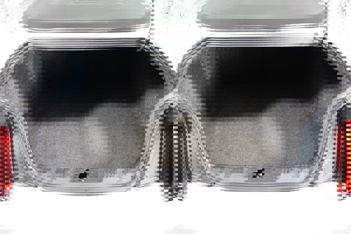 Used 2017 Ford Mustang Premium image 25